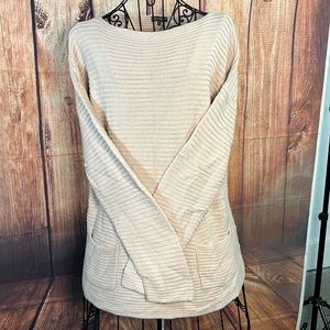 Vince Camuto Long Tunic Sweater with two pockets on front size L. Gently…